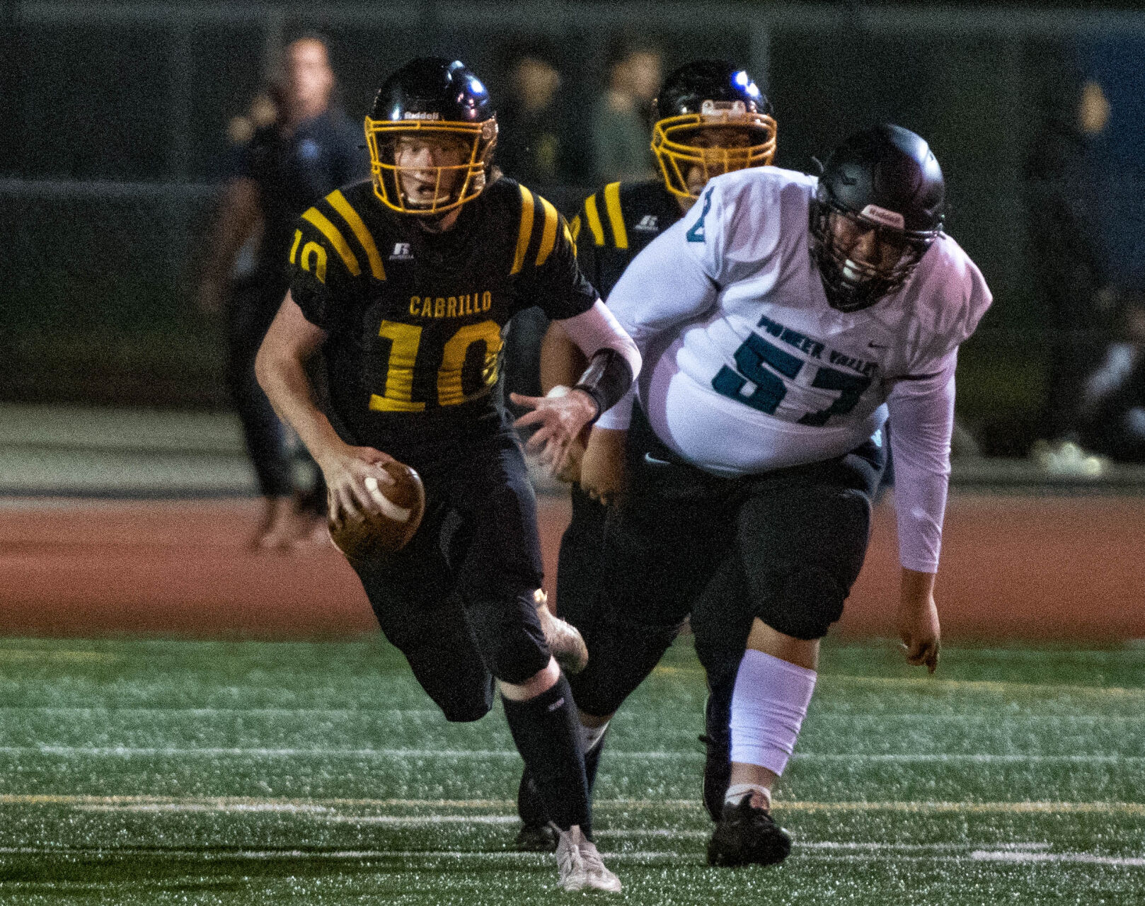 092322 PV Cabrillo football 18.JPG